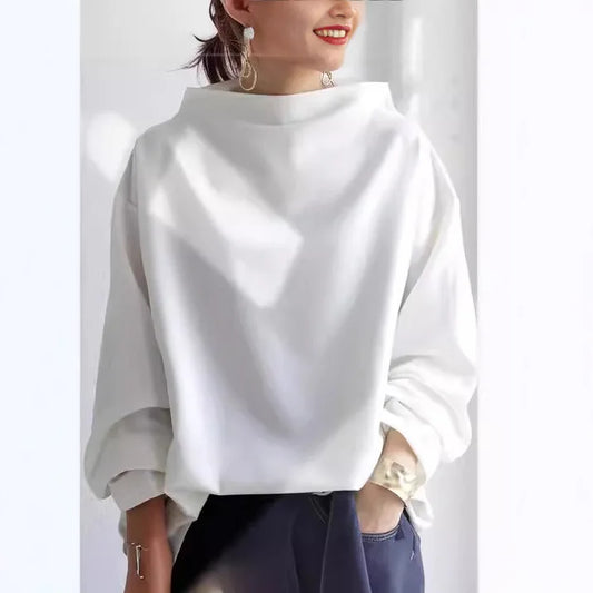Haut blanc col roulé femme coupe ample minimaliste