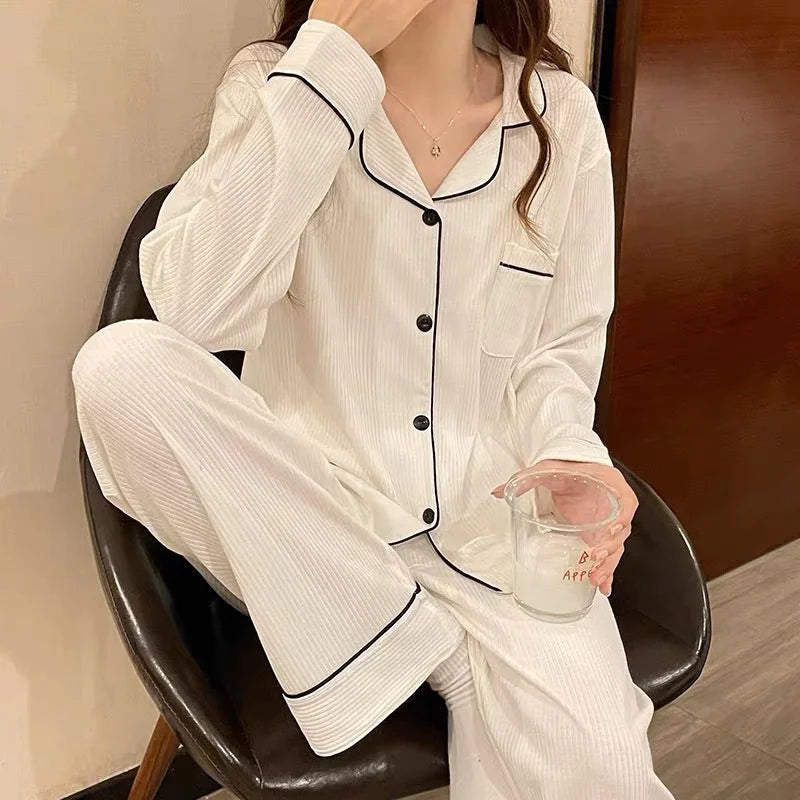 Pyjama blanc élégant pour femme, ensemble confortable style coréen pour la maison
