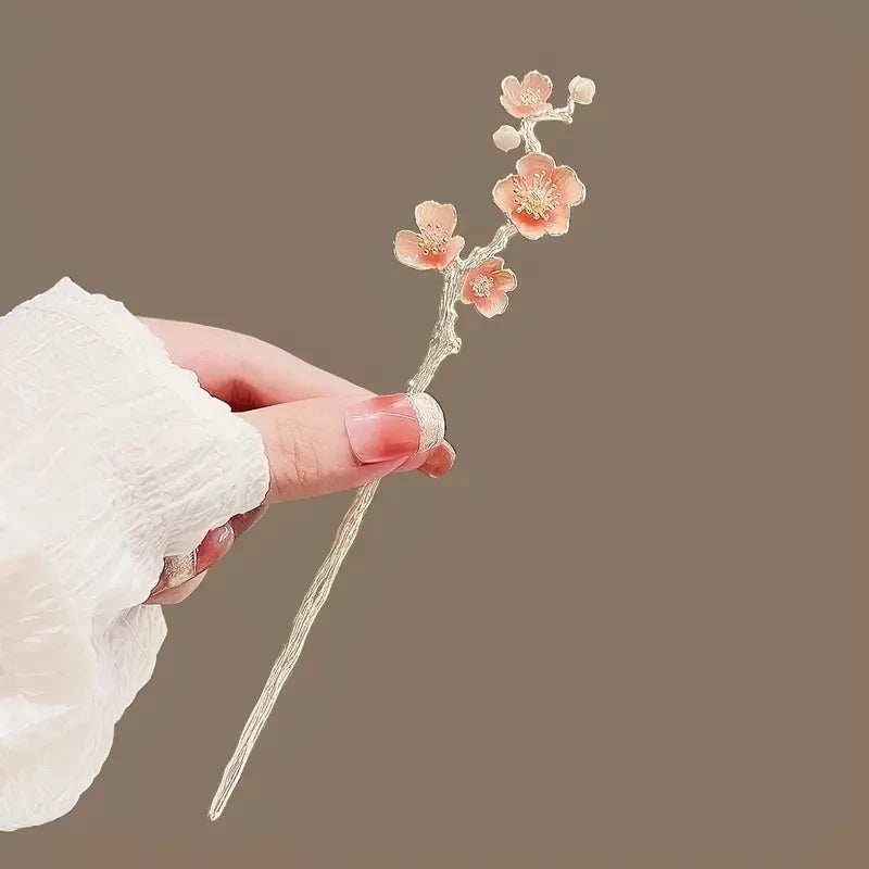 Épingle Hanfu longue avec décoration de fleurs de cerisier
