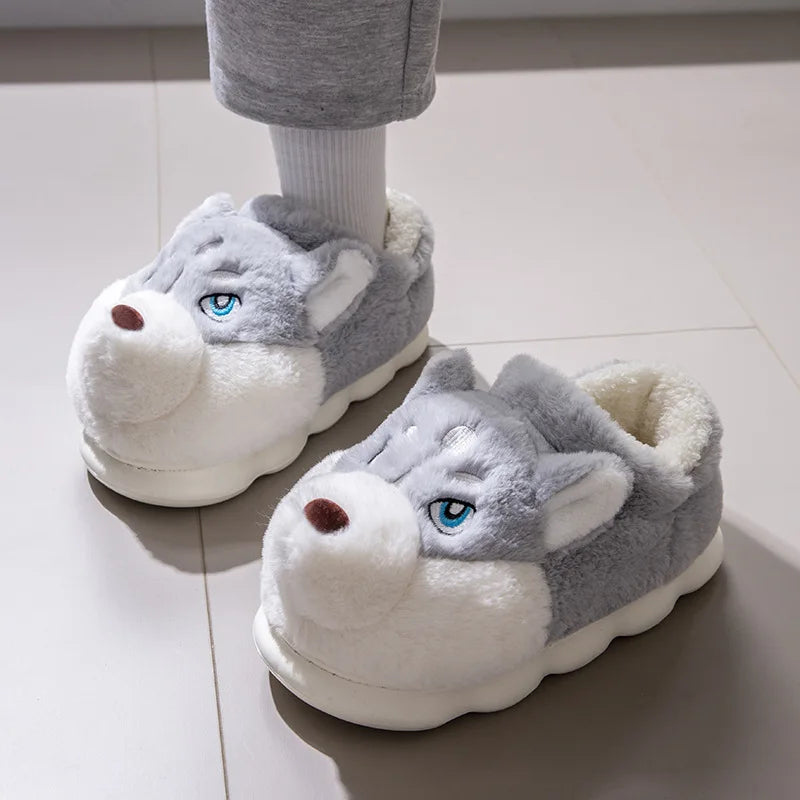 pantoufles hiver, chaussons husky, pantoufles cosy, pantoufles peluche, pantoufles kawaii, pantoufles mignonnes, pantoufles animaux, chaussons confort
